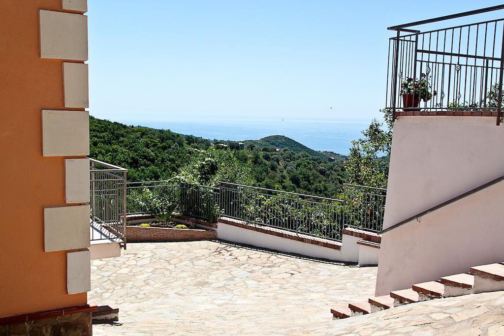 I Tre Pini Apartment Pollica Exterior photo
